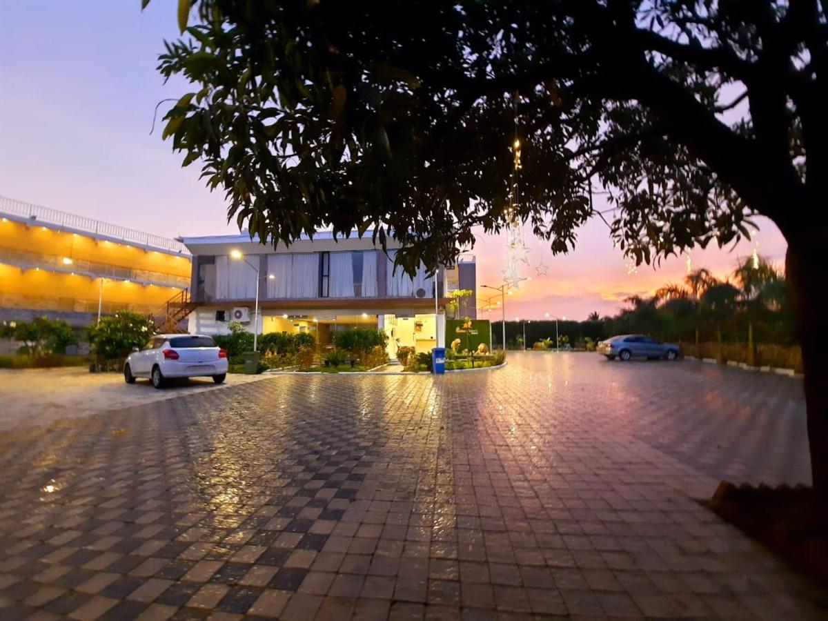 Carina Retreat Resort Sasan Gir Buitenkant foto